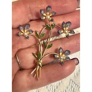 Krementz Floral Spray Bouquet Brooch Enamel & Pearls Purple Violets